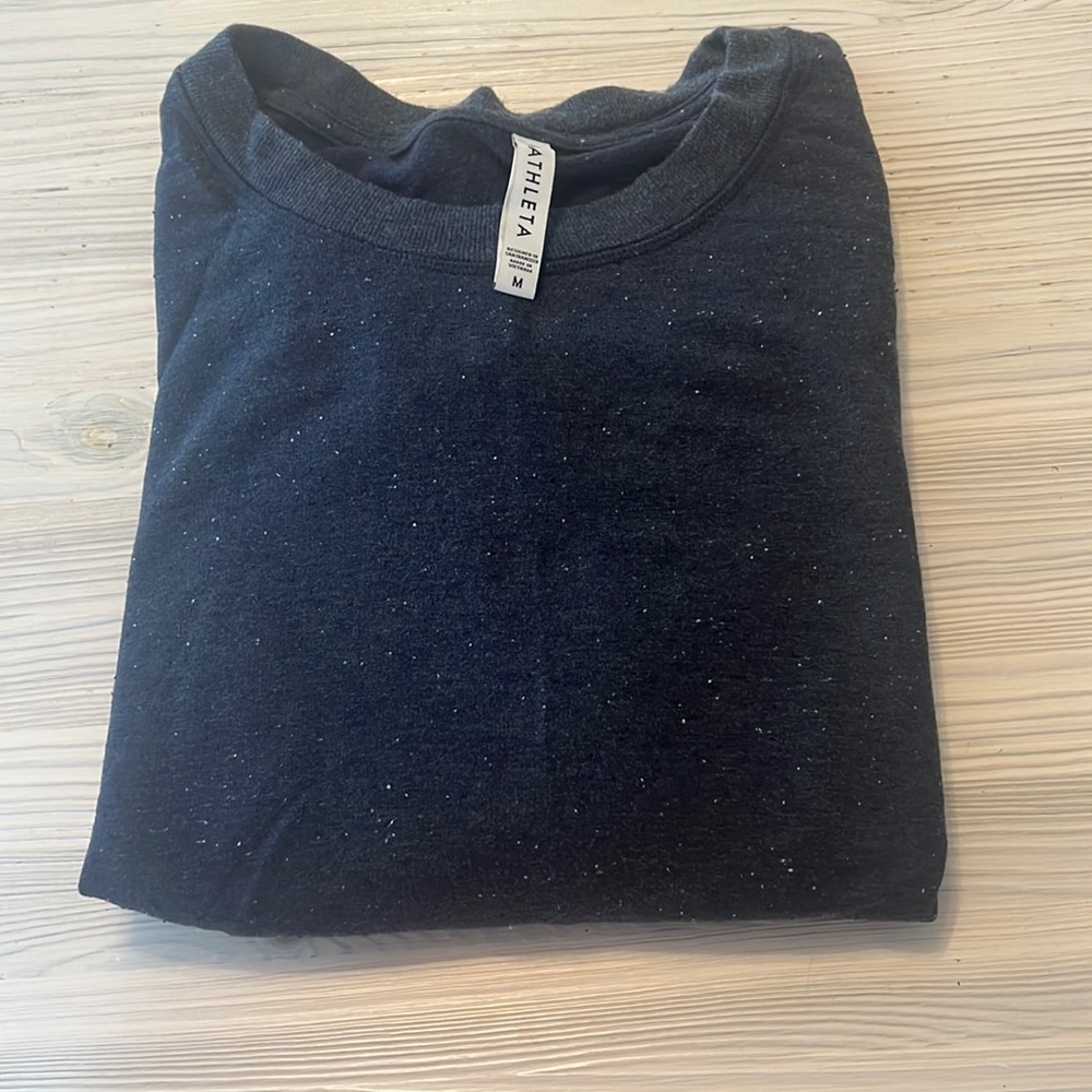 Athleta Long Sleeve Top - Medium